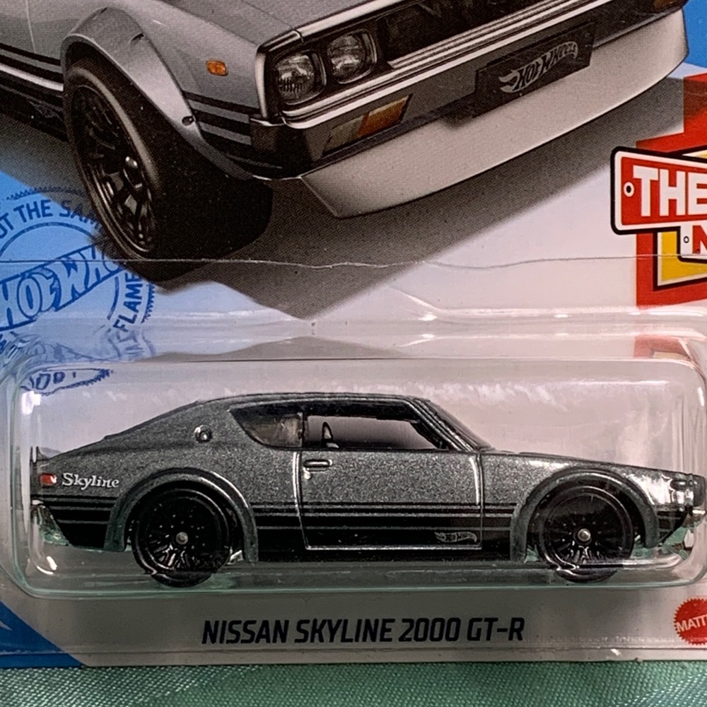 Nissan Skyline 2000 GT-R Then and Now Hot Wheels - Picture 3 of 8